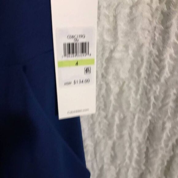 Calvin Klein NWT Cut-Out Scuba Crepe Keyhole Jumpsuit Size 4 - Picture 10 of 12